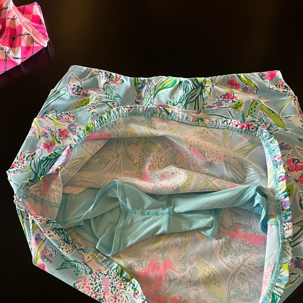 Lilly Pulitzer Luxletic skort - Picture 2 of 3